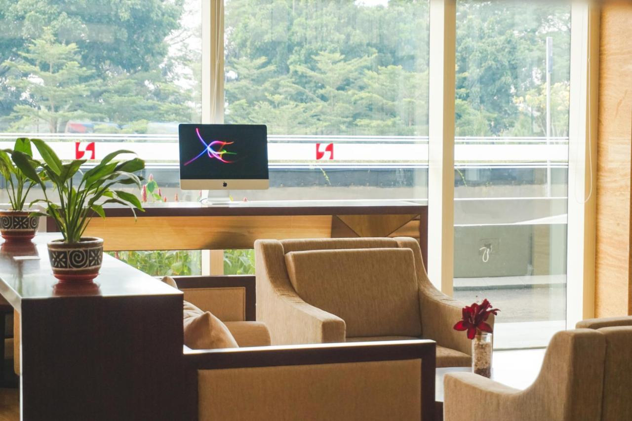 Swiss-Belcourt Serpong Εξωτερικό φωτογραφία